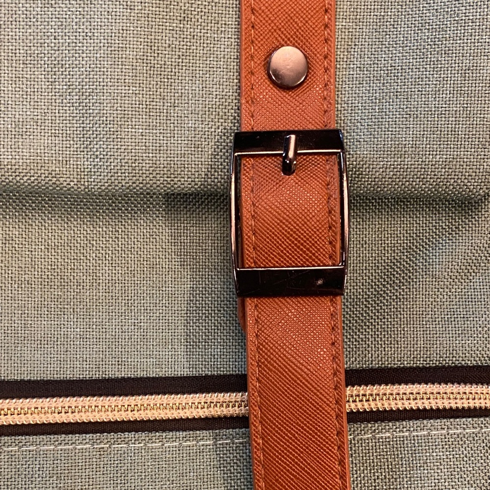 Classy Backpack - Picture 2 of 7